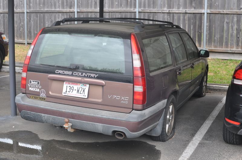Illustration for article titled The Cars of My Apartment Complex